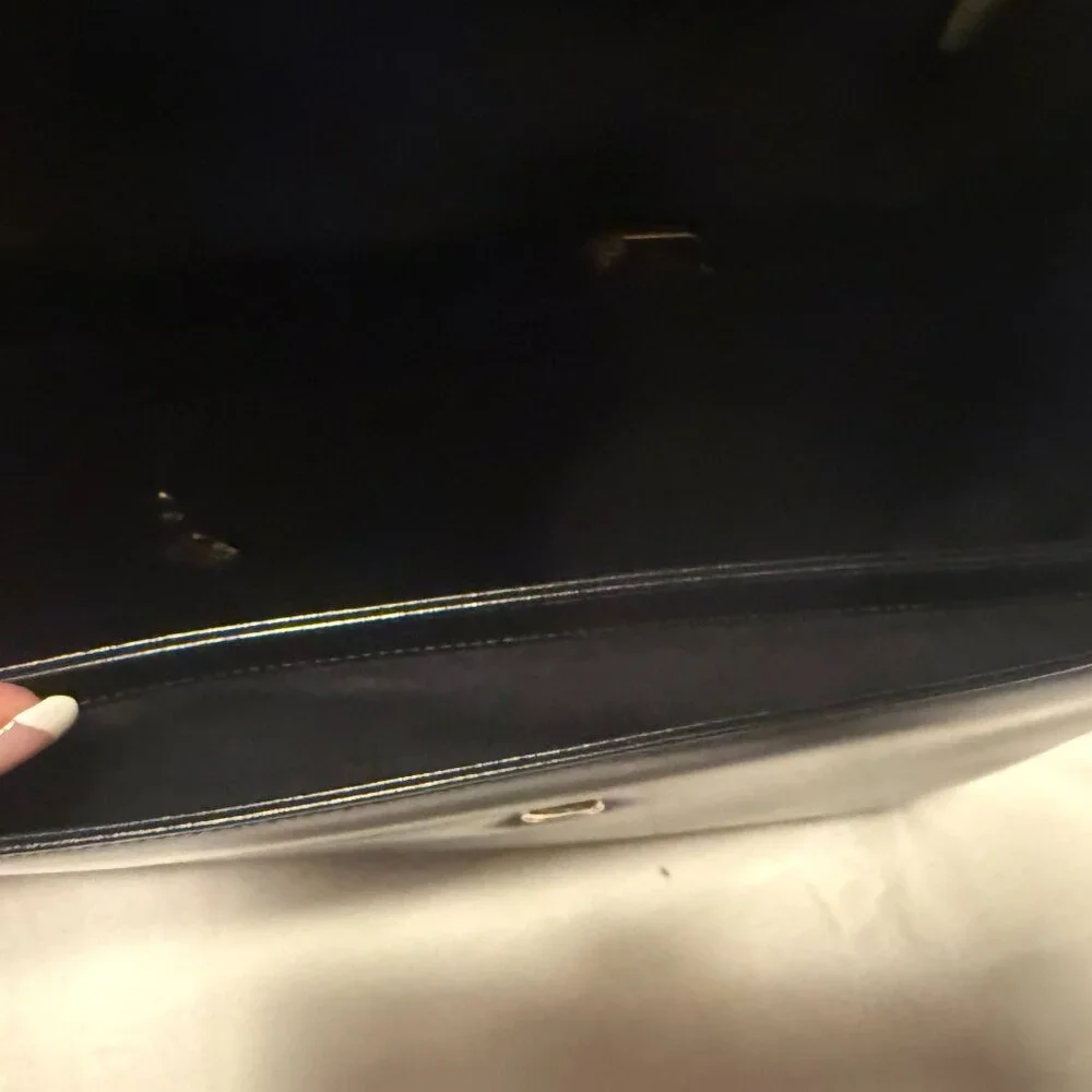 NEW AUTHENTIC VINTAGE Gucci Handbag with Bamboo Handle & Lock and Dust cover - Picture 5 of 10
